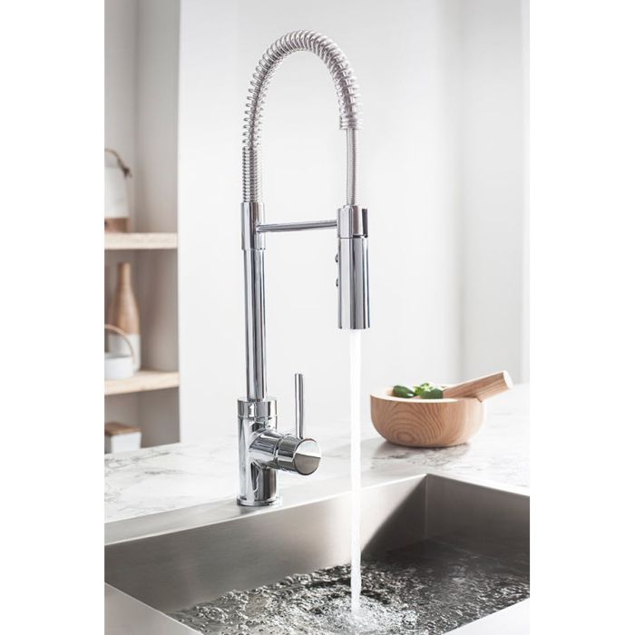 Crosswater Cook Side Lever Kitchen Mixer with Flexi Spray